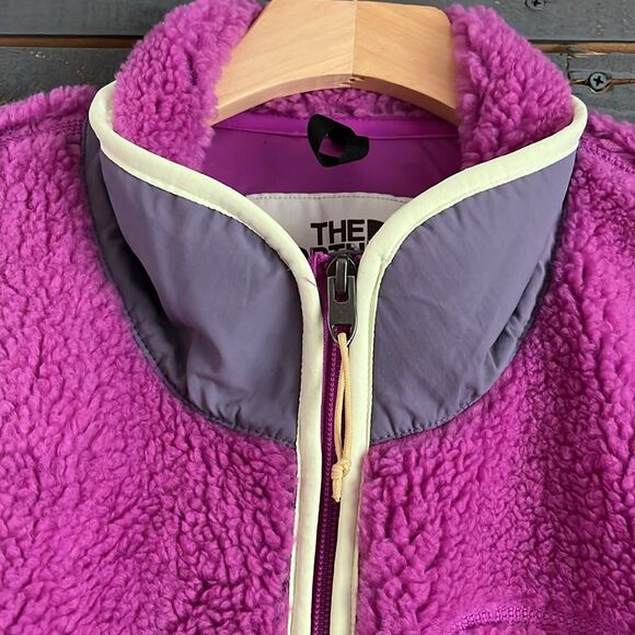 The North Face 2XL Extreme Pile Full Zip Fleece Jacket Purple Cactus Flower NWT - Picture 3 of 12